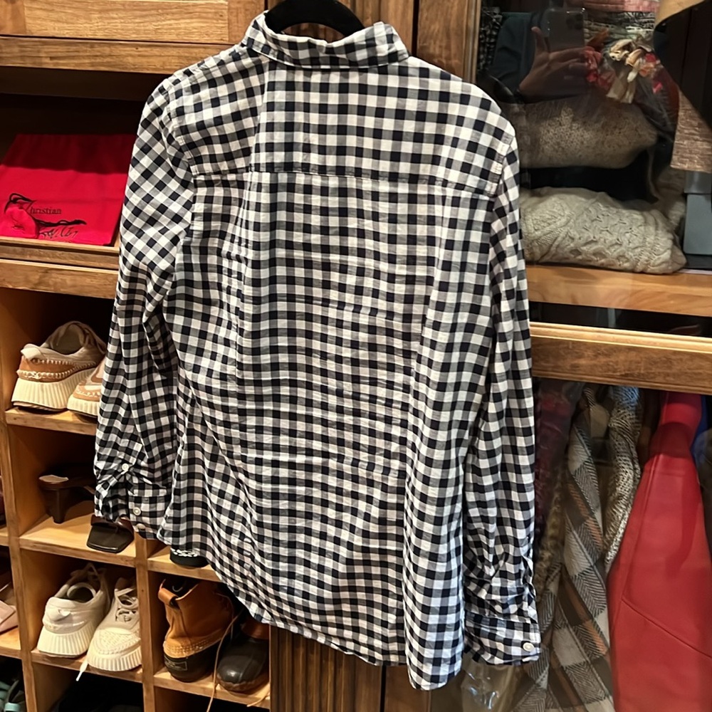 I crew button down - Picture 3 of 3
